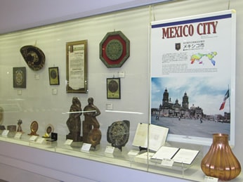 メキシコ市からの記念品について