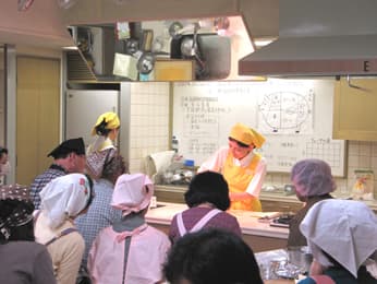 （4）名古屋・南京友好都市提携35周年記念中国料理教室
