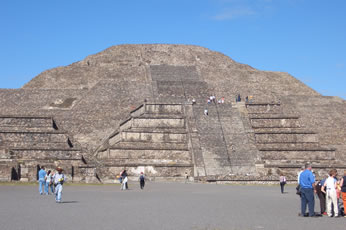 テオティワカン遺跡（Teotihuacan）
